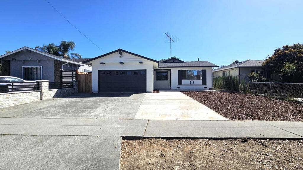 1688 Enesco Avenue, San Jose, CA 95121 1688 Enesco Avenue, San Jose, CA 95121