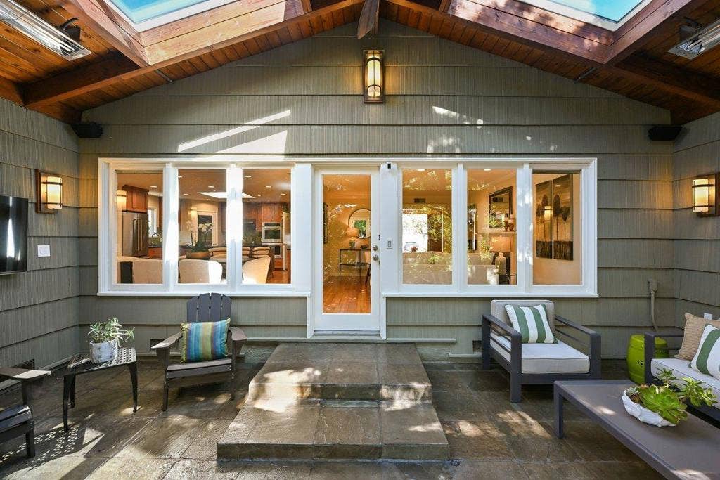 151 Louise Lane, San Mateo, CA 94403 151 Louise Lane, San Mateo, CA 94403