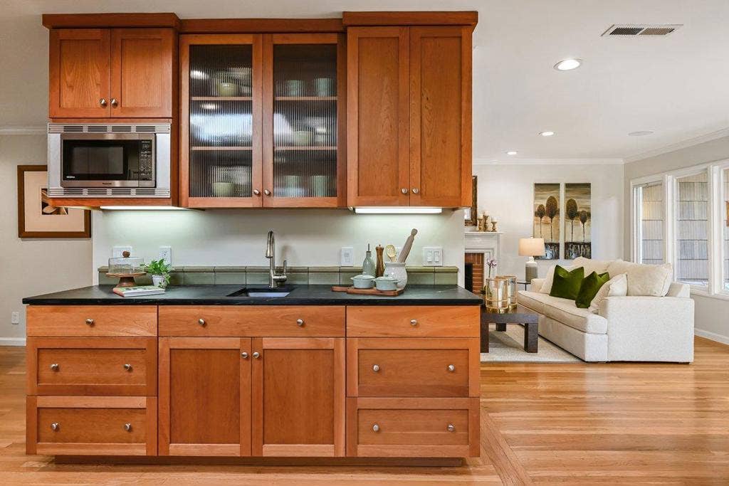 151 Louise Lane, San Mateo, CA 94403 151 Louise Lane, San Mateo, CA 94403