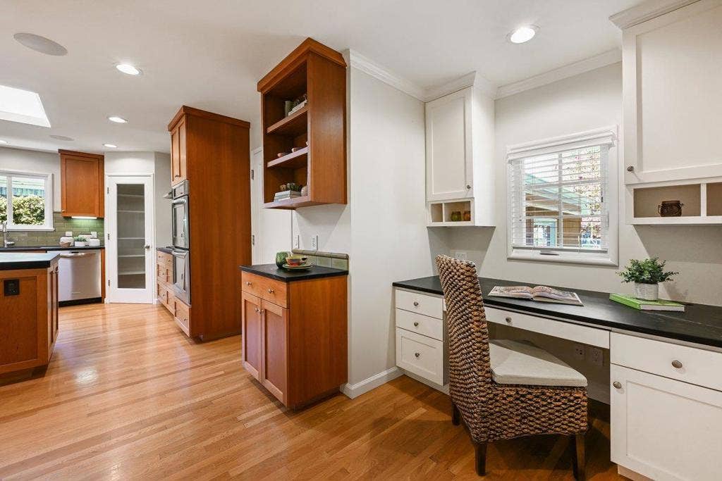 151 Louise Lane, San Mateo, CA 94403 151 Louise Lane, San Mateo, CA 94403