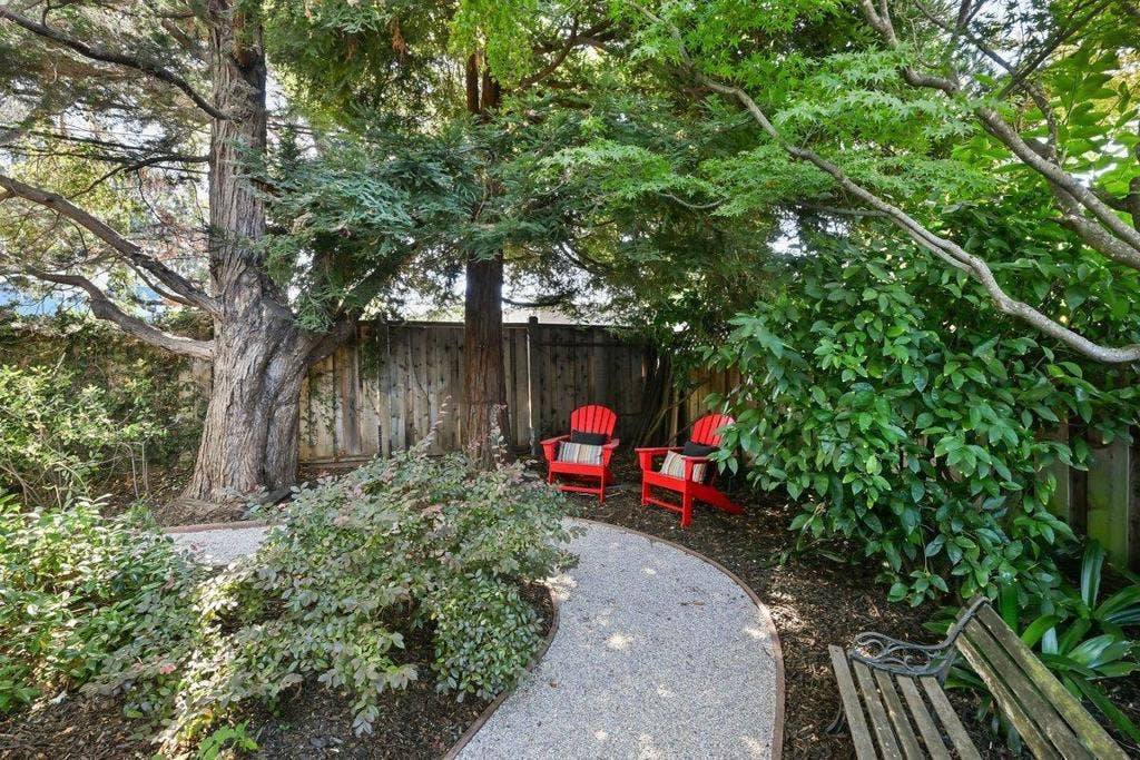 151 Louise Lane, San Mateo, CA 94403 151 Louise Lane, San Mateo, CA 94403