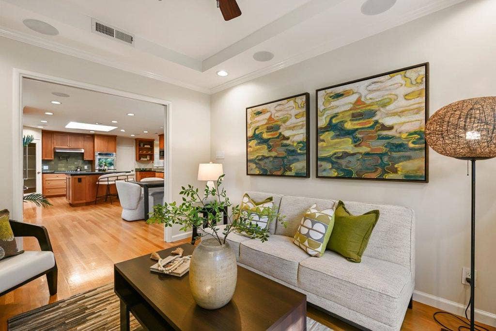 151 Louise Lane, San Mateo, CA 94403 151 Louise Lane, San Mateo, CA 94403