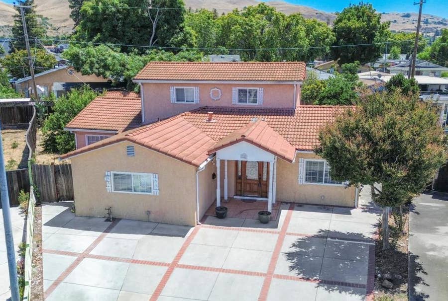 Property photo for 1483 Mercury Court, Milpitas, CA