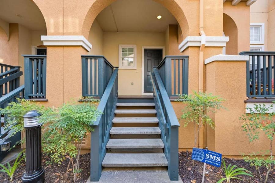 Property photo for 105 Sydney Lane, #32, Redwood City, CA
