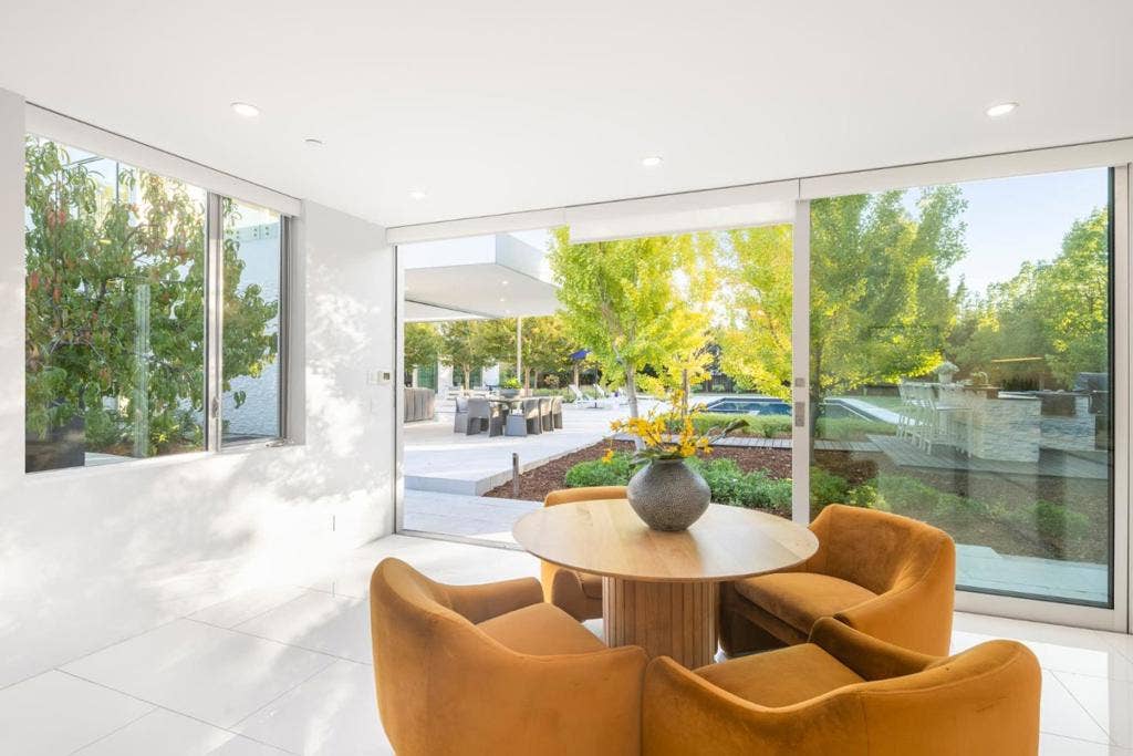 276 Atherton Avenue, Atherton, CA 94027 276 Atherton Avenue, Atherton, CA 94027