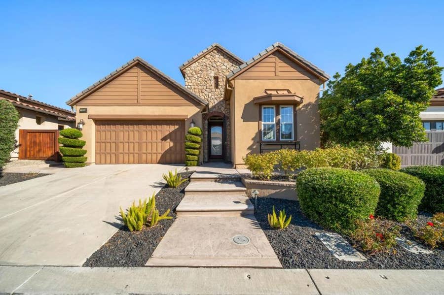 Property photo for 1935 Burgundy Lane, Brentwood, CA