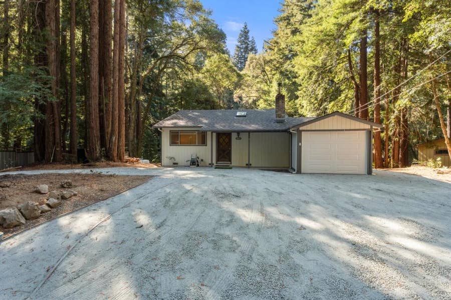 Property photo for 1899 Sleepy Hollow Lane, Felton, CA