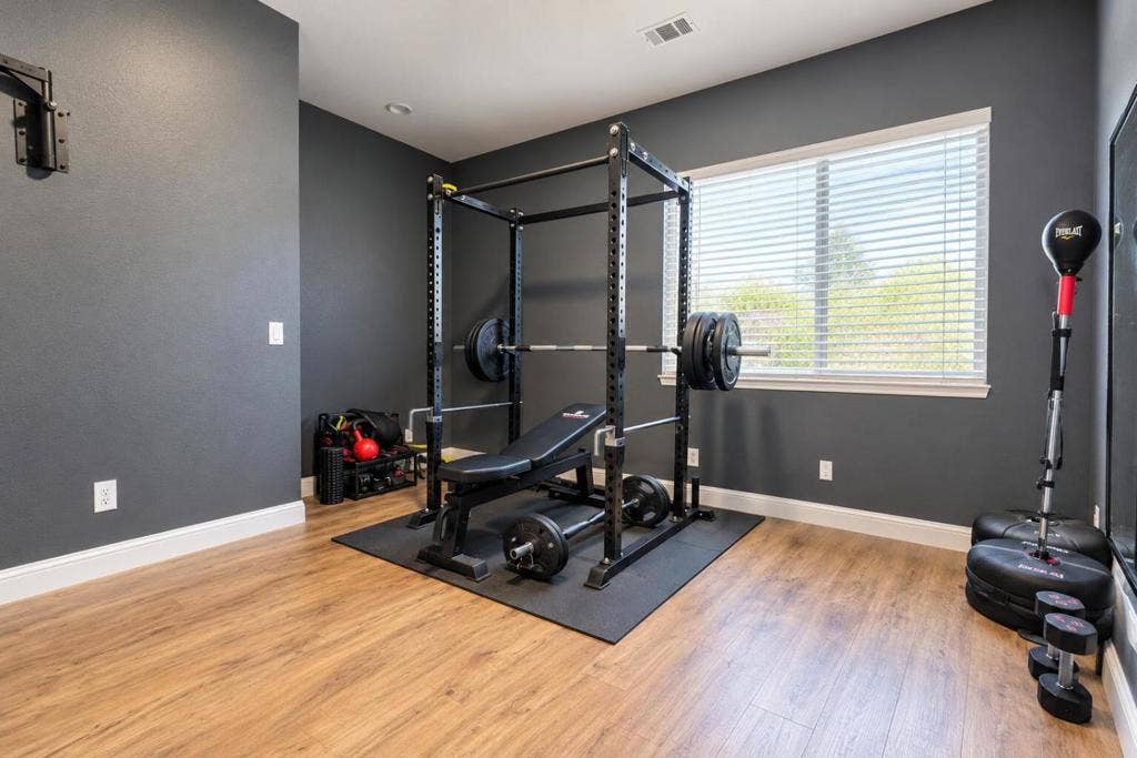 5239 Sire Court, Riverbank, CA 95367 5239 Sire Court, Riverbank, CA 95367