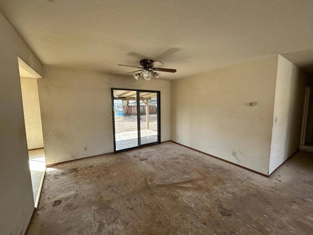 921 Nash Road, Hollister, CA 95023 921 Nash Road, Hollister, CA 95023