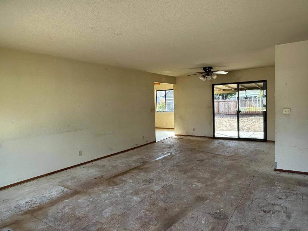 921 Nash Road, Hollister, CA 95023 921 Nash Road, Hollister, CA 95023