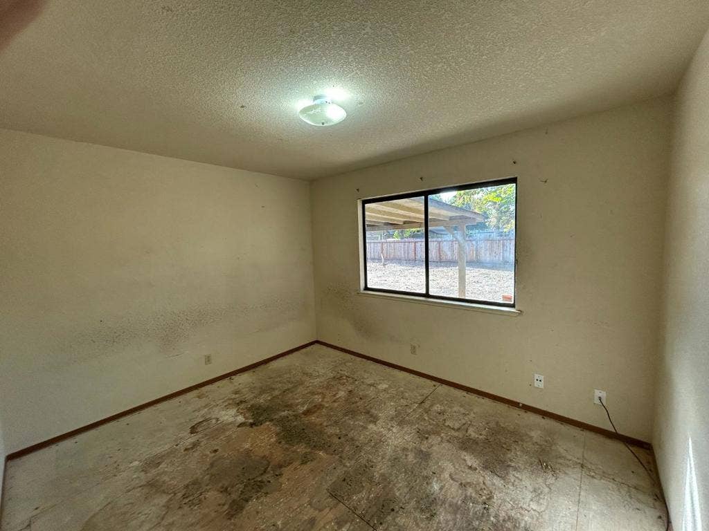 921 Nash Road, Hollister, CA 95023 921 Nash Road, Hollister, CA 95023