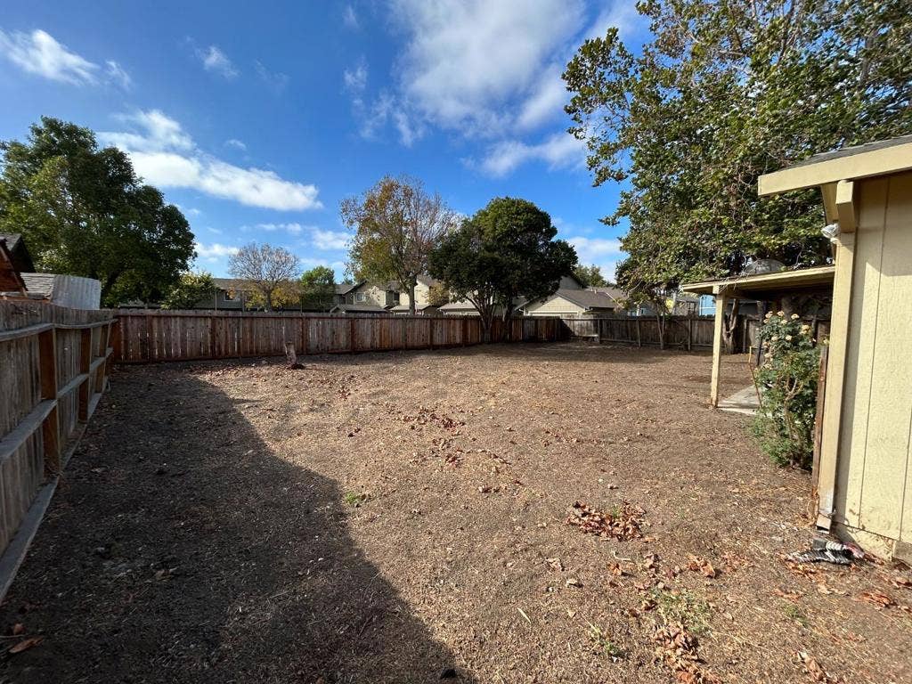 921 Nash Road, Hollister, CA 95023 921 Nash Road, Hollister, CA 95023