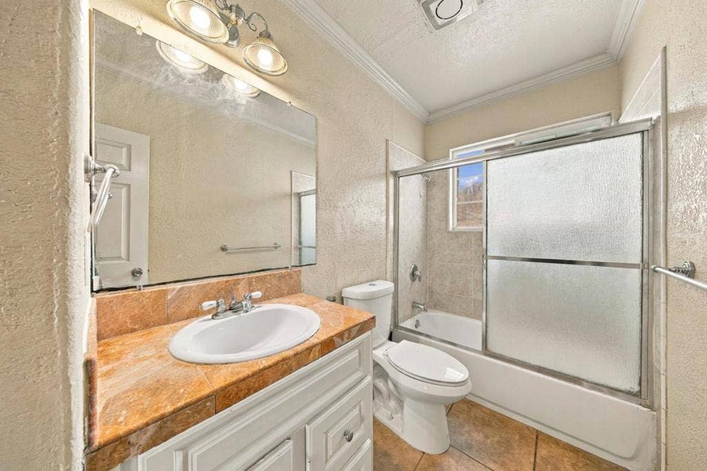1080 S 8th Street, San Jose, CA 95112 1080 S 8th Street, San Jose, CA 95112