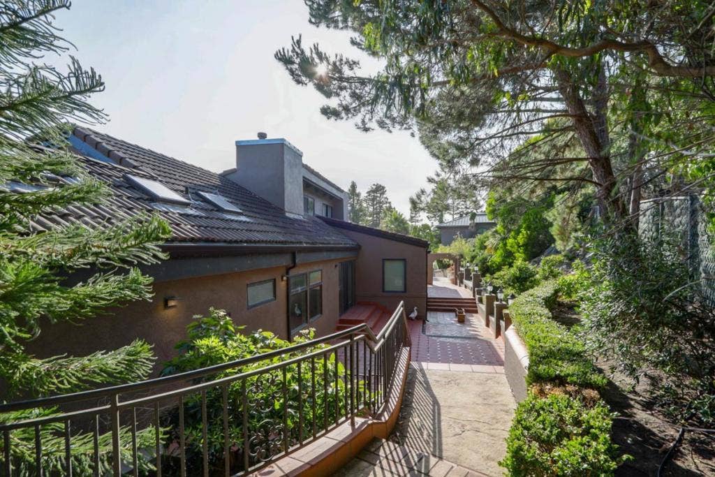 280 Round Hill Road, Tiburon, CA 94920 280 Round Hill Road, Tiburon, CA 94920