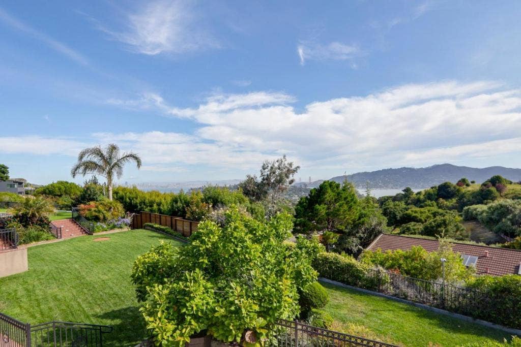 280 Round Hill Road, Tiburon, CA 94920 280 Round Hill Road, Tiburon, CA 94920