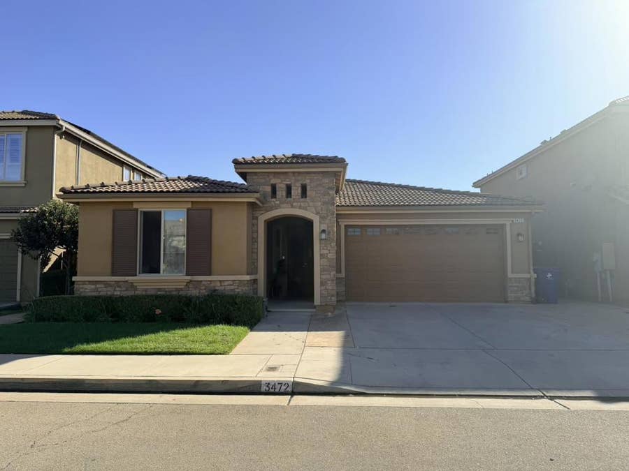 Property photo for 3472 Hampton Way, Clovis, CA
