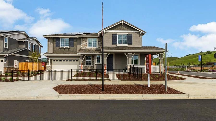 Property photo for 106 Golden Gate Lane, Vacaville, CA