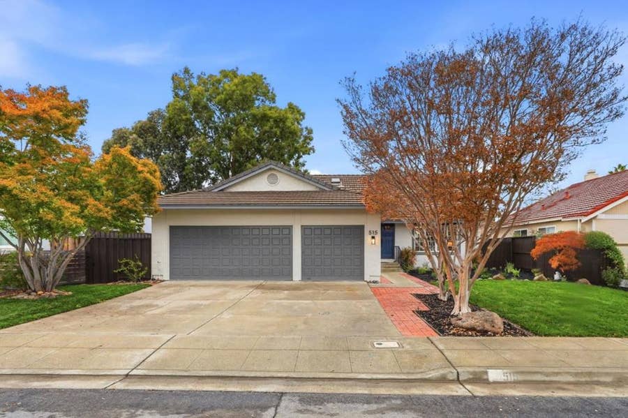 Property photo for 515 Skiff Circle, Redwood City, CA