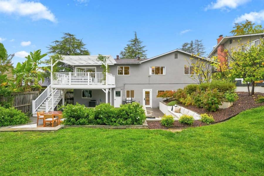 Property photo for 961 Cambridge Road, Redwood City, CA