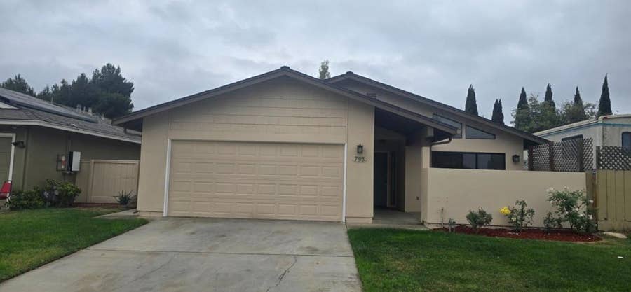 Property photo for 793 Dart Way, Greenfield, CA