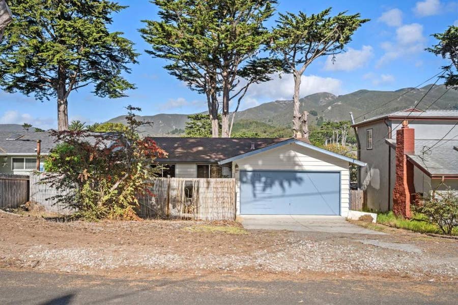 Property photo for 575 5th Street, Montara, CA