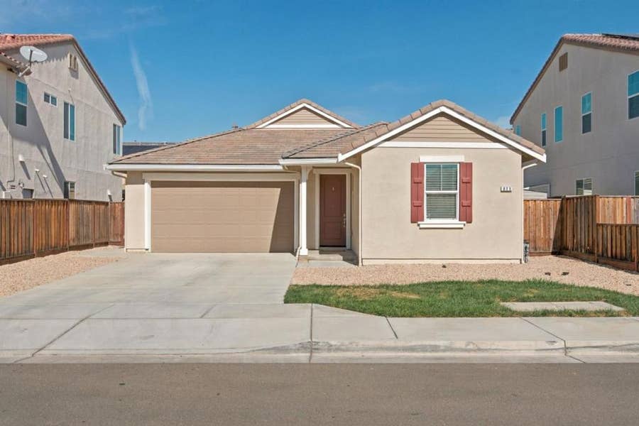 Property photo for 825 Fulton Way, Hollister, CA