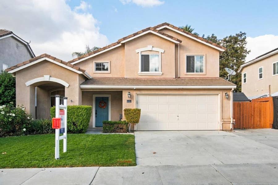 Property photo for 2170 Cypress Street, Hollister, CA