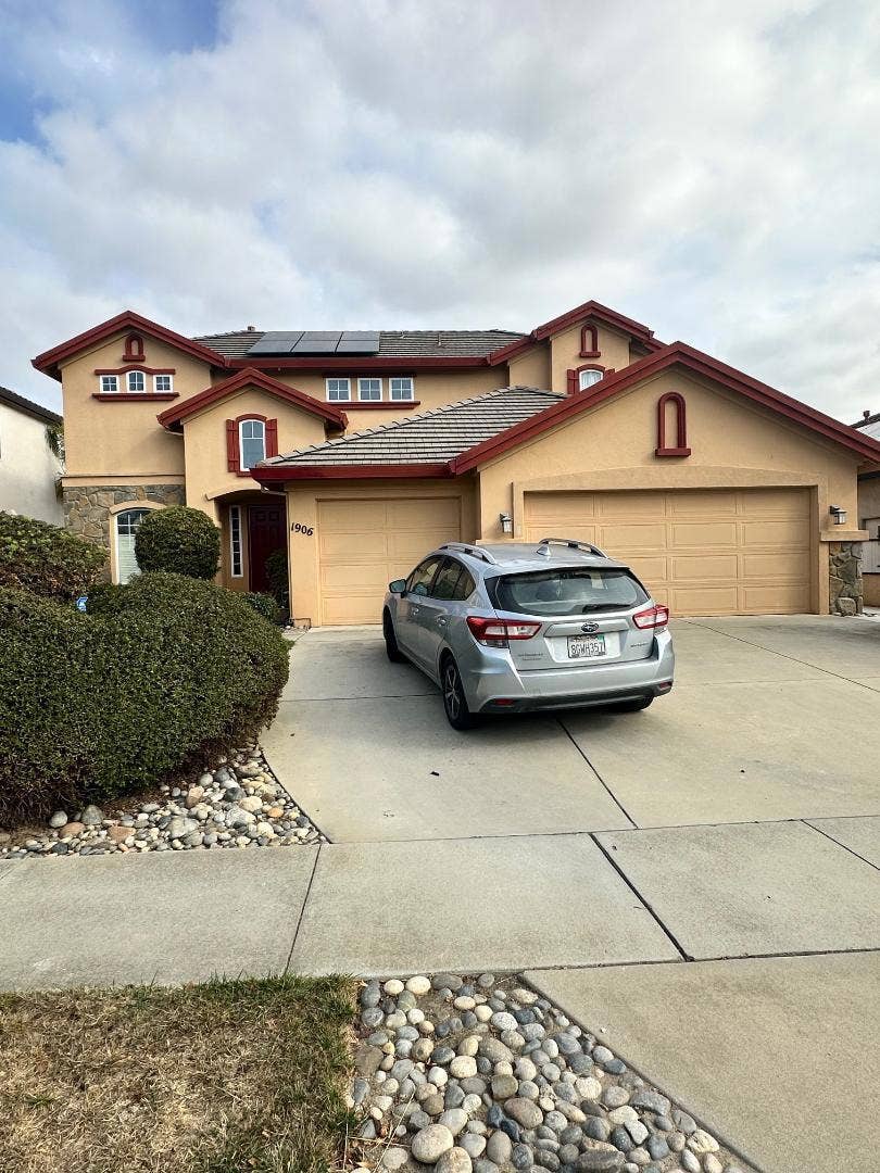 Property photo for 1906 Oxford Court, Salinas, CA