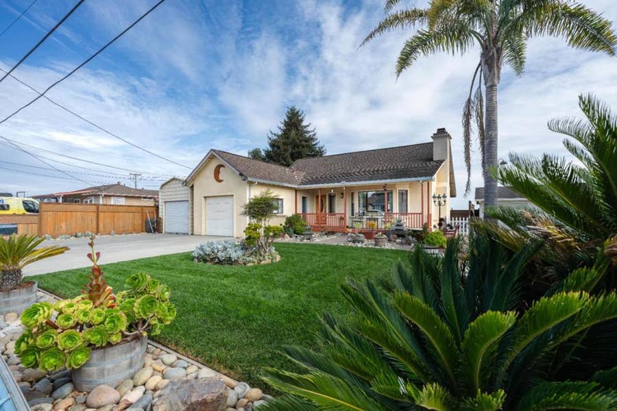 Property photo for 38 Susan Street, Royal Oaks, CA