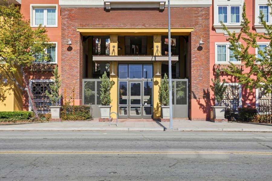 Property photo for 809 Auzerais Avenue, #303, San Jose, CA