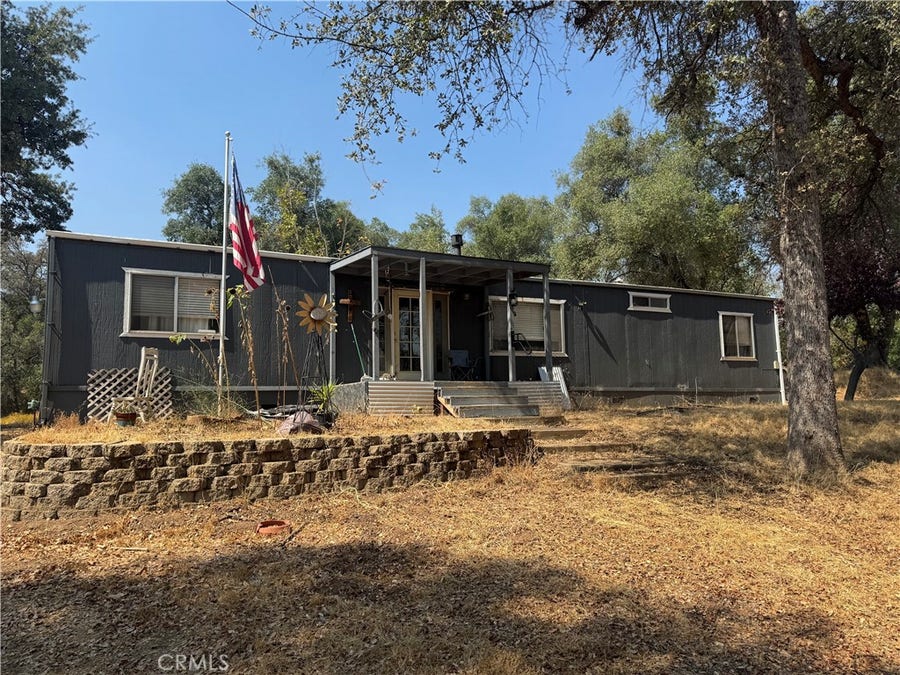 Property photo for 5393 Schafer Rd, Mariposa, CA
