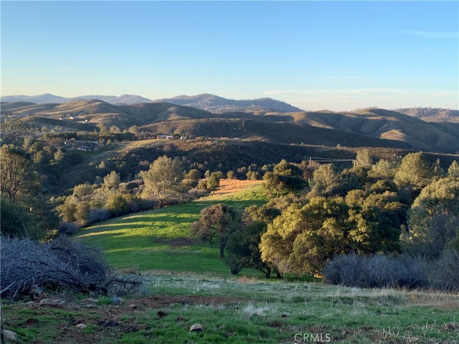Property photo for 1532 CYA Road, Mariposa, CA