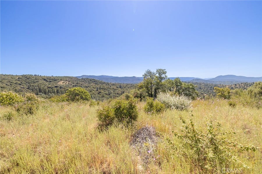 Property photo for 99 Old Yosemite Road, Oakhurst, CA