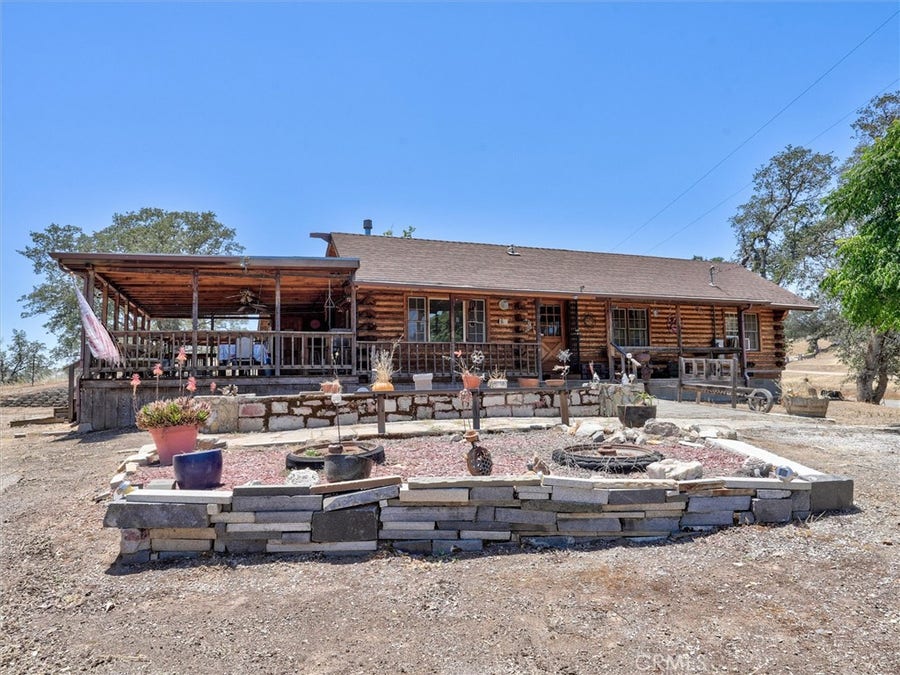 Property photo for 35928 Road 606, Raymond, CA