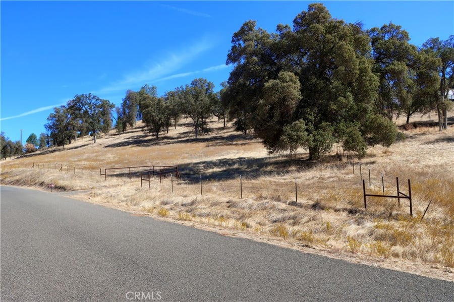 Property photo for 4612 Bridgeport Drive, Mariposa, CA