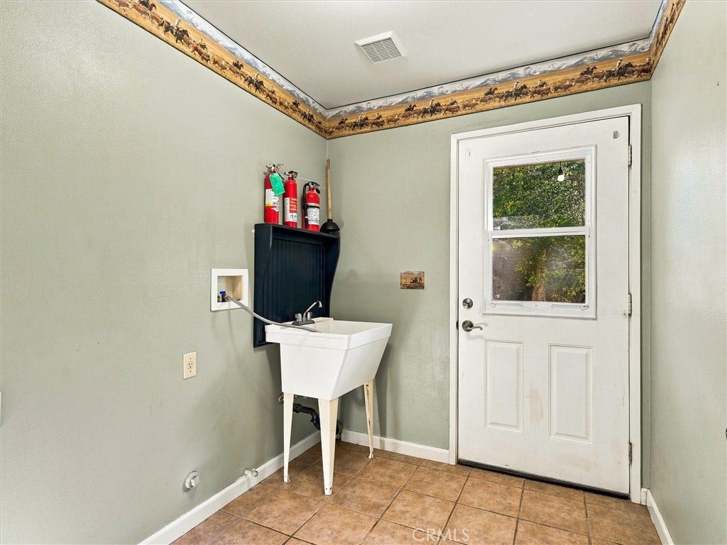 4460 Usona, Mariposa, CA 95338 4460 Usona, Mariposa, CA 95338