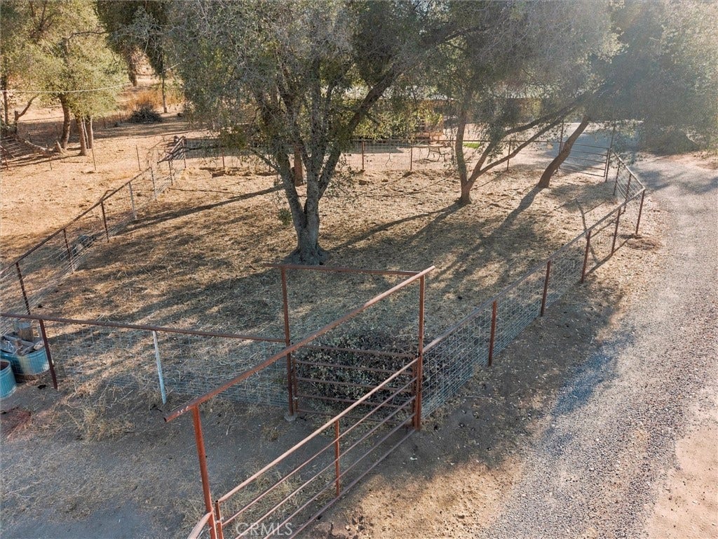 4460 Usona, Mariposa, CA 95338 4460 Usona, Mariposa, CA 95338