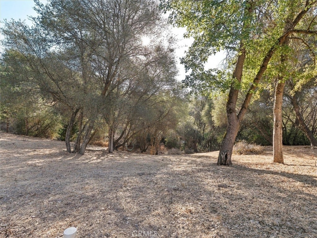4460 Usona, Mariposa, CA 95338 4460 Usona, Mariposa, CA 95338