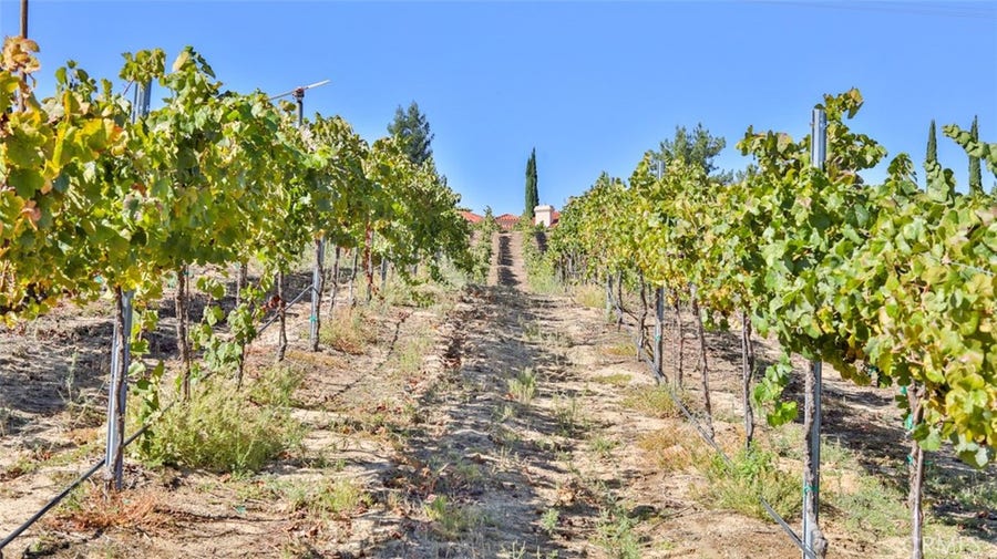 Property photo for 0 Valle Toscana Ct, Temecula, CA