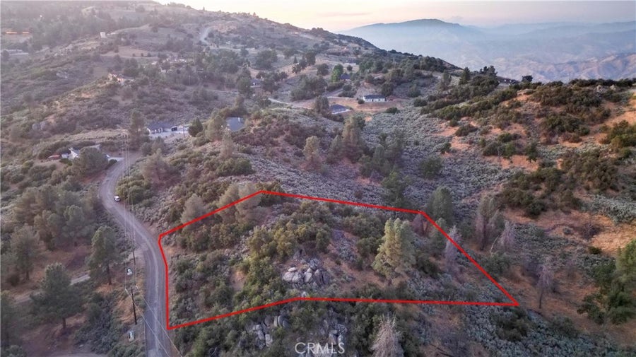 Property photo for 26500 Winchester Court, Tehachapi, CA