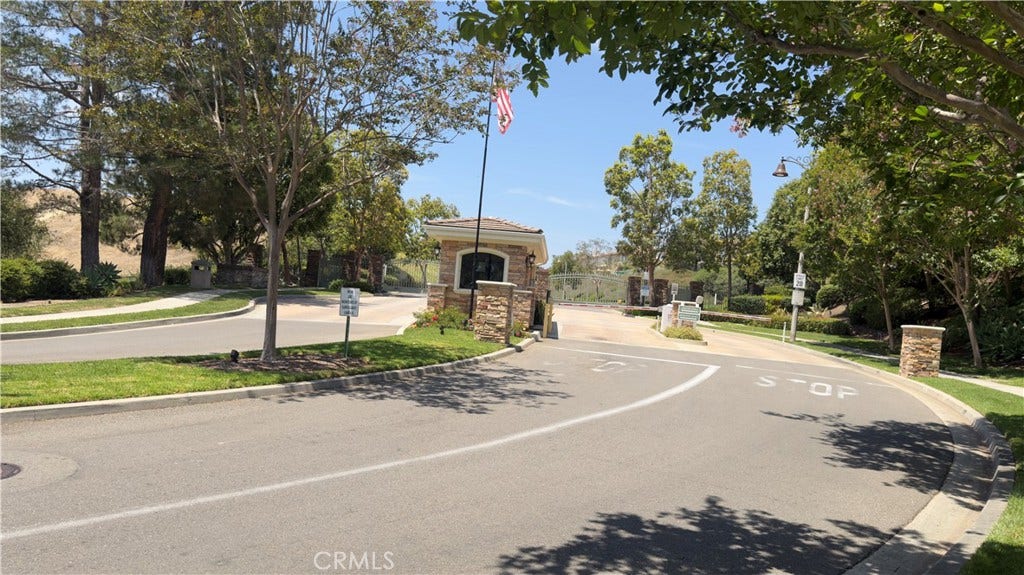 23005 Stoneridge, Mission Viejo, CA 92692 24 hours Guard Gate