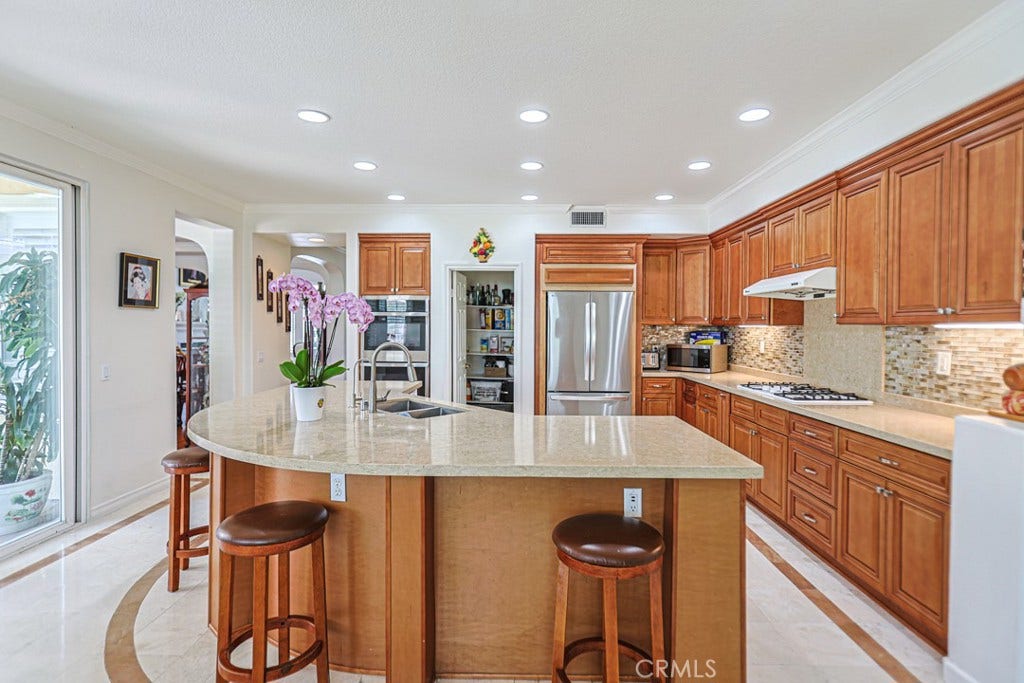 23005 Stoneridge, Mission Viejo, CA 92692 Kitchen