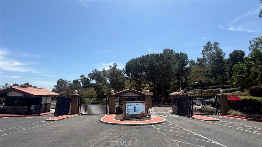 23005 Stoneridge, Mission Viejo, CA 92692 HOA Gate