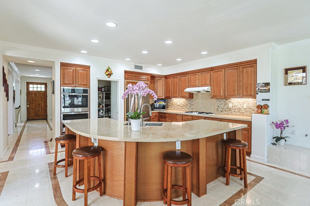 23005 Stoneridge, Mission Viejo, CA 92692 Kitchen