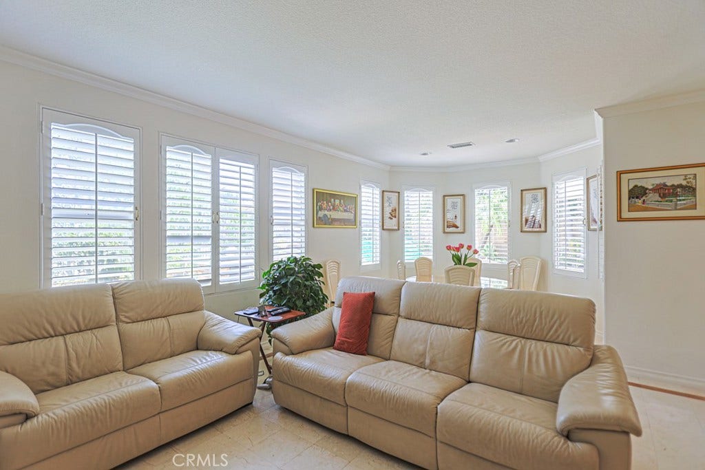 23005 Stoneridge, Mission Viejo, CA 92692 Family Room