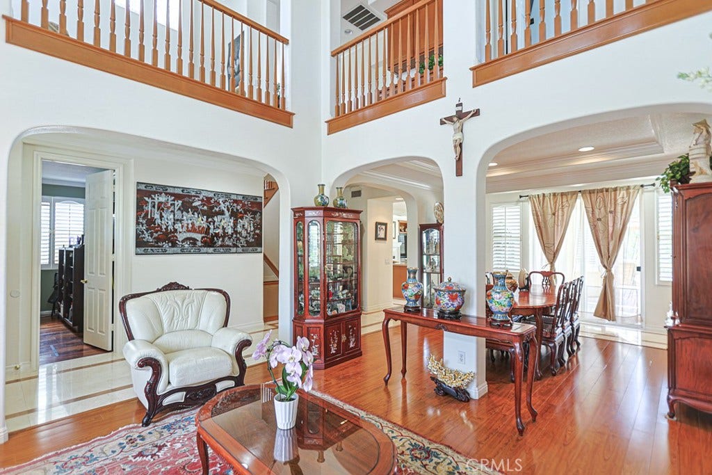 23005 Stoneridge, Mission Viejo, CA 92692 Living Room