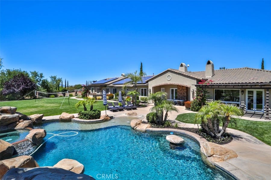 Property photo for 39520 Colleen Way, Temecula, CA