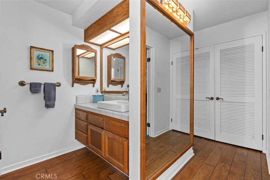 1619 Ranchwood Lane, Fallbrook, CA 92028 1619 Ranchwood Lane, Fallbrook, CA 92028
