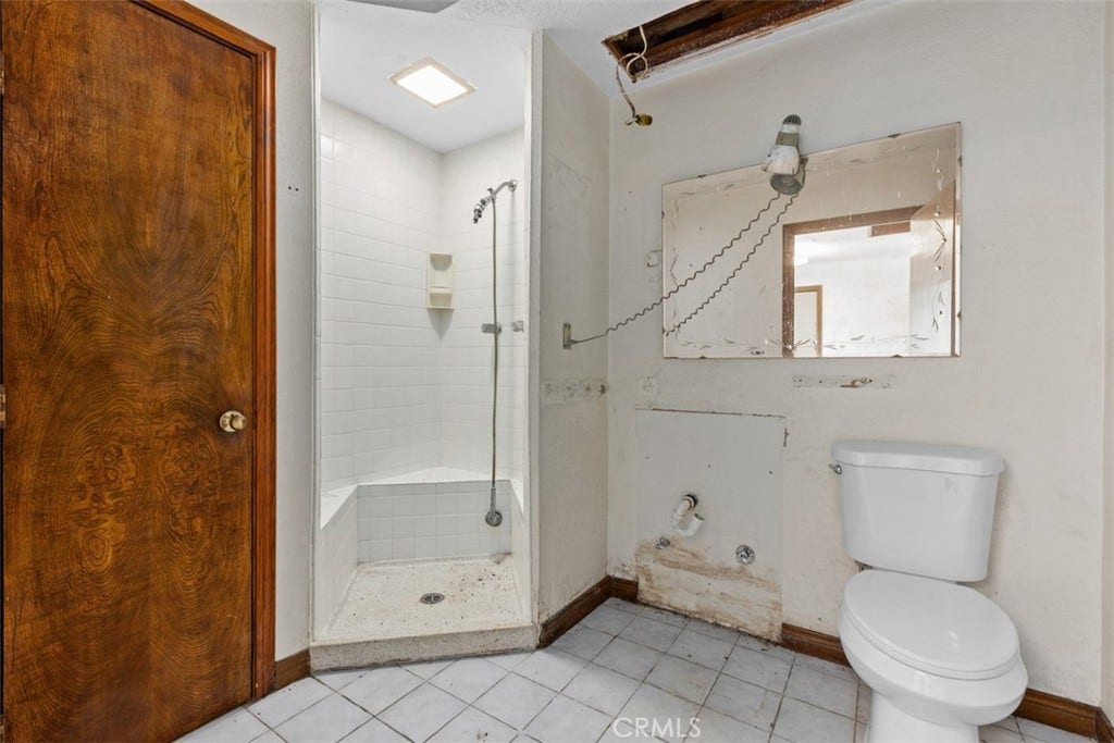 1619 Ranchwood Lane, Fallbrook, CA 92028 1619 Ranchwood Lane, Fallbrook, CA 92028