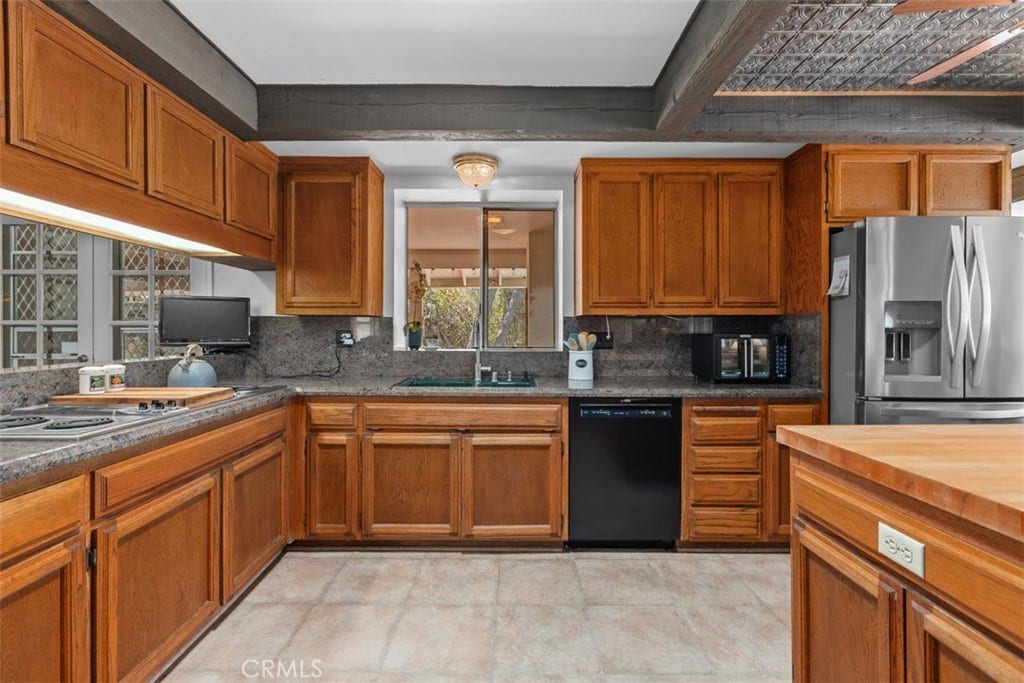 1619 Ranchwood Lane, Fallbrook, CA 92028 1619 Ranchwood Lane, Fallbrook, CA 92028